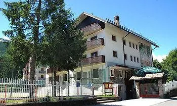 Biancaneve Aparthotel