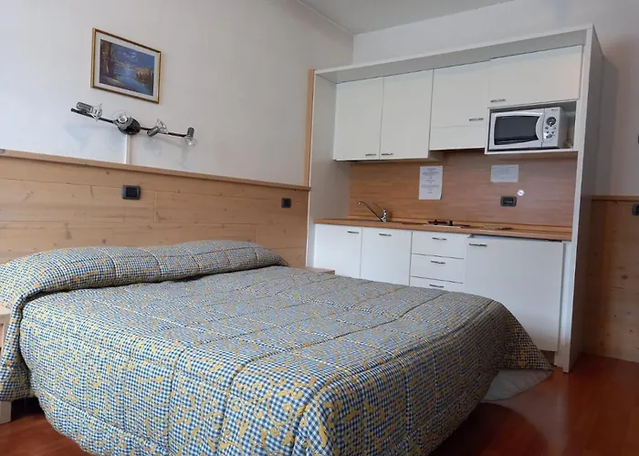 Aparthotel Biancaneve 3*