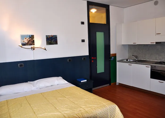 Biancaneve Aparthotel 3*